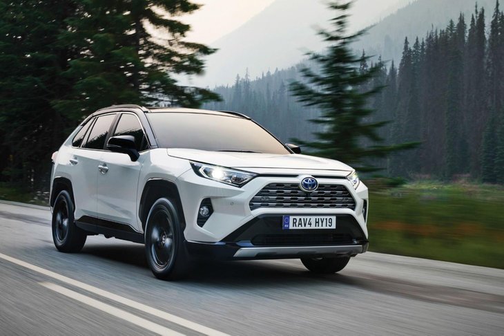 interautomotriz's tweet photo. La meta de este año para #Toyota es vender más de 100mil unidades en México, llevan el 59% de avance durante los primeros 7 meses del 2019.

Los modelos más vendidos en el país son:
- Hilux 10,730
- RAV4 7,342
- Yaris Sedán 7,237
- Avanza 4,895
- Hiace 4,825

@ToyotaMex https://t.co/o1Sk6ZkK4v