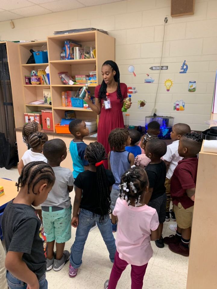 DekalbEla's tweet photo. Ms. Pass’s 4 year old preschool class discussing Discovery Bottles....she encouraged students to use their language to describe and talk about the Discovery Bottles. Then they’ll make their own at centers. @DeKalb_ELC @DeKalbSchools #earlyliteracy #languageacquisition https://t.co/4uhmmHlNfL
