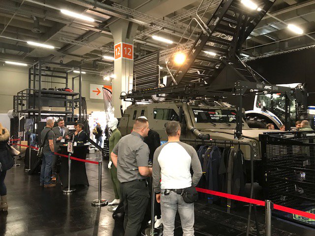 lineargi's tweet photo. Throw back to the March 2019 EuroTAC Special Forces and Police exhibition in Nuremburg, showcasing our new Advance Illuminated Marker (AIM) for the first time to this specialist public. 

#tbt #eurotac #specialforces https://t.co/9BuLIOX2Kw