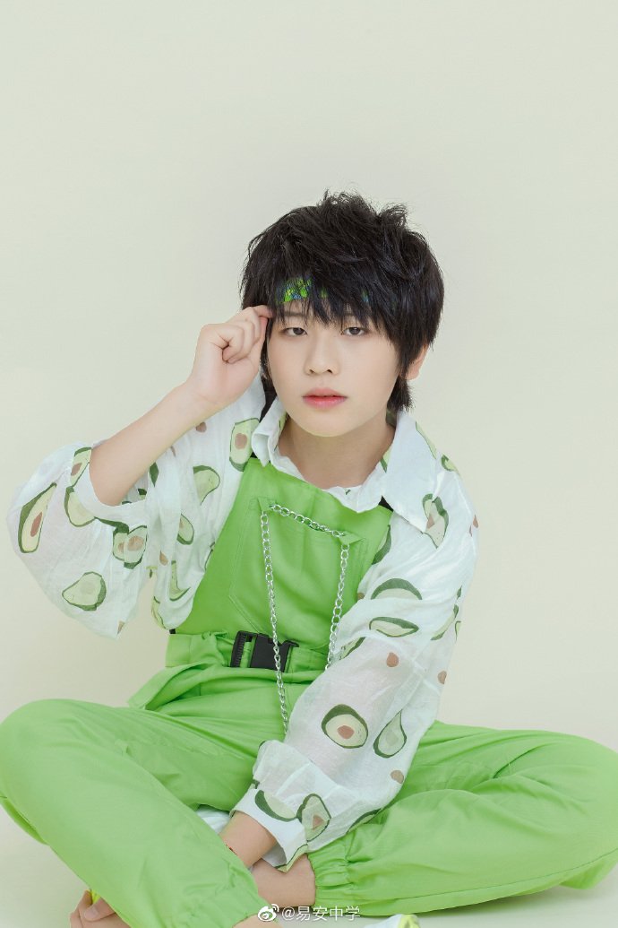 yianschool's tweet photo. #易安中学 #莫文轩 #YiAnMiddleSchool #MoWenxuan  #申���晟 #ShenYicheng #林嘉浩 #LinJiahao https://t.co/03IYktaHdS