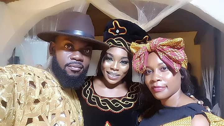 tata_charles's tweet photo. #HELLO GUYS JOIN ME SAY A BIG SHOUT OUT TO OUR #TALENTED ONE BADEST RAPPER. #ASKIA WHO JUST GOT MARRIED TRADITIONALLY. MAY #GOD BLESS YOUR NEW LIFE SISTER TO #CHANGE_GENERATIONS THROUGH YOUR ARTS #WORK.
https://t.co/fuio3nX3BK

#LOVE4ALL. https://t.co/tzY64uRDJ6
