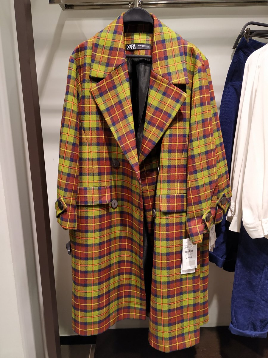 TrendHuntingBA's tweet image. Para ésta nueva #temporada @ZARA nos propone muchos #cuadros.
Te animás a llevarlo en #totallook?
#instablogger #instablog #life #lifestyle #fashion #fashionblog #fashionblogger #visualmerchandising #visualmerchandiser #windowdisplay #retail #store #natalialastero #vidrieras