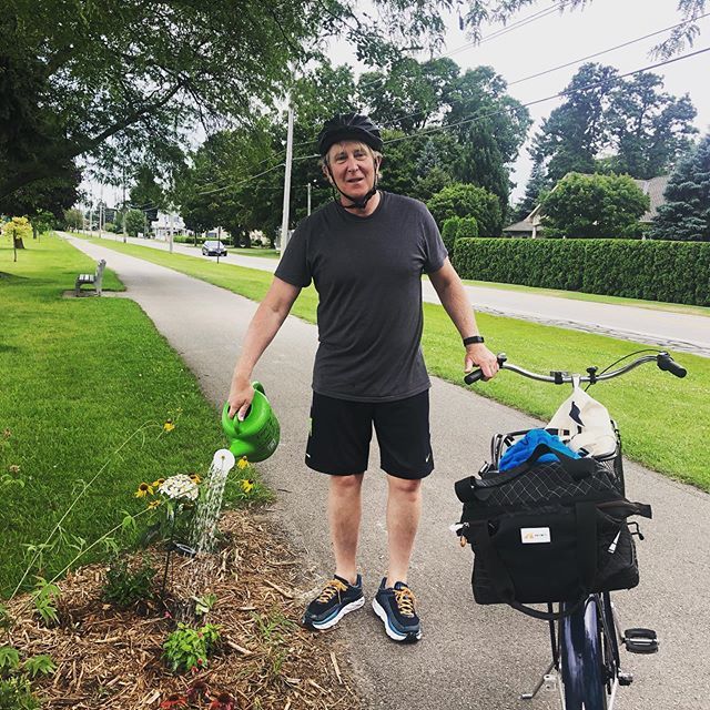 elgruponorte's tweet photo. Love this guy! Thanks @dougstantonwriter for watering Kaischa’s flowers at the new Parkway crosswalk. #thankyou #awesomepeople #traversecity #biketvc #walktvc https://t.co/S3YSH5sHpQ https://t.co/IVJvTFtQwK
