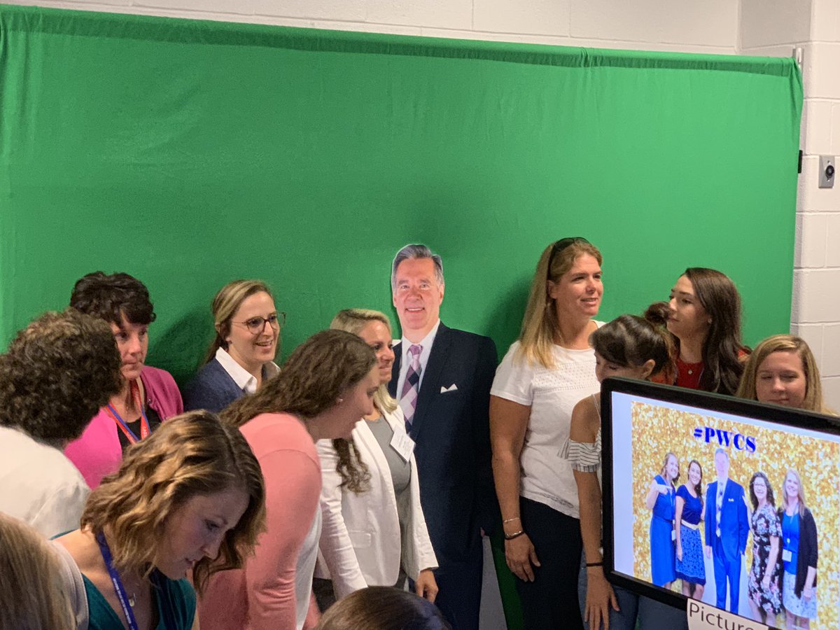PlanningPWCS's tweet photo. Great to see everyone at #EEE2019. It is a kickoff for PWCS’s upcoming school year. If you’re attending, come take your photo with “@SuperPWCS”! Thx @OPL_PWCS for all of your hard work hosting this event. https://t.co/ZAnnUIY1Xe