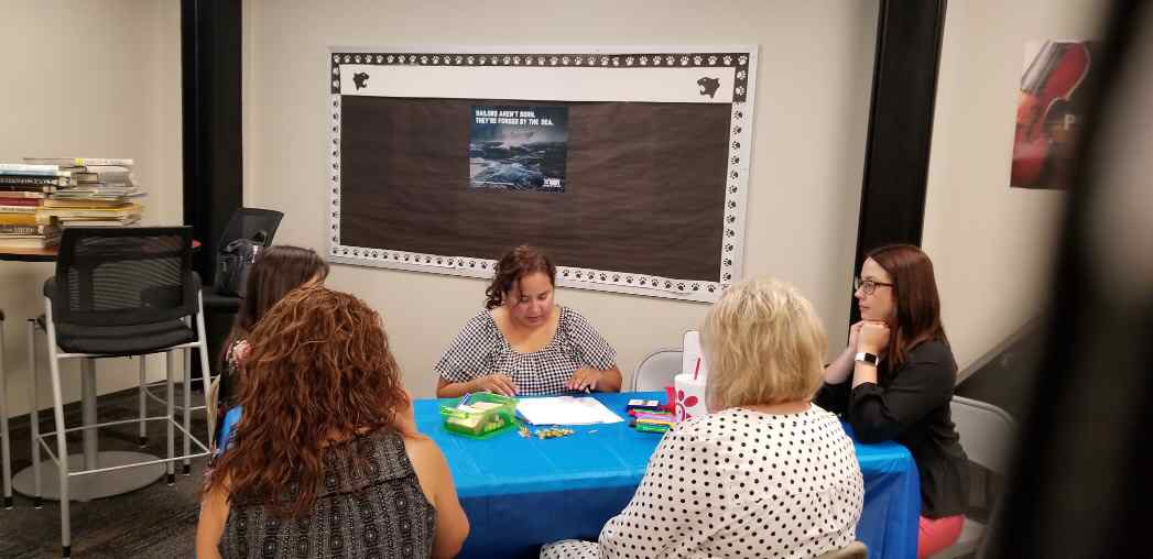 nvanley's tweet photo. Counselors providing tips at Teacher's University ⁦@ECISDCounselors⁩ #teamecisd https://t.co/C4iqpRXcCN