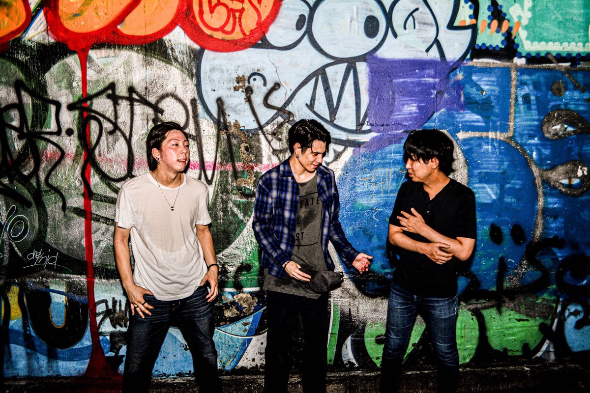 Surpristar_info's tweet photo. 【NEW BASSIST】
Kosukeが加入しました!
新体制でのライブ予定です
・8/28 新宿Zirco Tokyo
・9/13 渋谷Cyclone
#Surpristar
#サプライスター
#ドラム募集中 https://t.co/lBoEEp4dVj