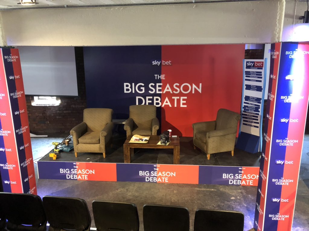 Jigsawsignage's tweet photo. Dave & Barry are in Manchester this afternoon for the @SkyBet Big Season Debate hosted by Gary Neville & Jamie Carragher #superexcited #lotsofselfies https://t.co/mn6nnhSGzy