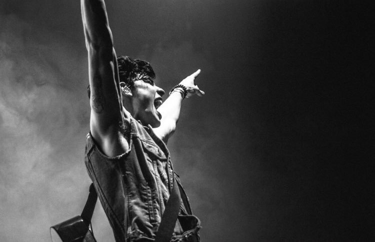 MendesArmyPT's tweet photo. Happy 21st birthday @ShawnMendes 🎉🎉
All your portuguese fans hope you have a wonderful day 🇵🇹❤️ https://t.co/XhwSLV59p7