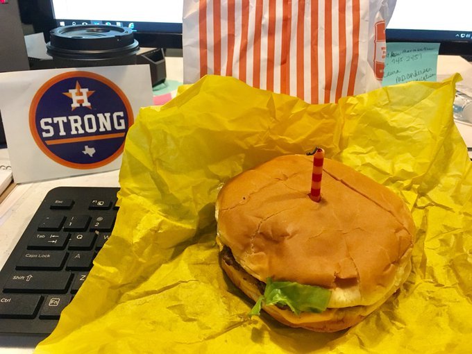 BillBishopKHOU's tweet image. 69 years ago today, 8/8/50, with no restaurant experience whatsoever, Harmon Dobson opened the original Whataburger on Ayers Street in Corpus Christi, Texas.
#khou #HTownRush