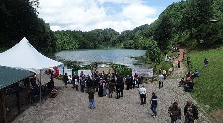 ekolojibirligi's tweet photo. Ordu Gölköy/Ulugöl.Milli park statüsünde.Jeolojik olarak heyelan sonrası oluşan bir göl.Yılda 100binkişi ziyaret ediyormuş.Daha fazlası için Gölköy Belediyesi otel,restaurant vb tesisler yapacaklarmış.Türkiye'nin en uzun ömürlü insanların yaşadığı yer.Uzungöl gibi birson bekliyor https://t.co/tCrgDnykbc