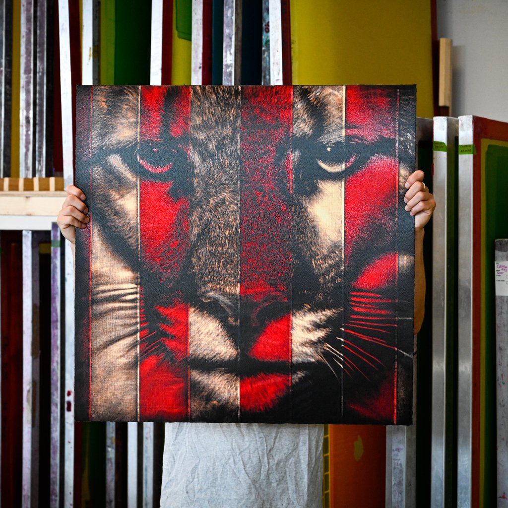 HKPrintmakers's tweet photo. It's #internationalcatday so we thought we would share this gorgeous puma by Pam Glew. The detail of the giclee picks out the texture of the fabric original, while the silkscreen glosses pick out colours and give them a shimmer and shine. https://t.co/7cCYpI2K1L