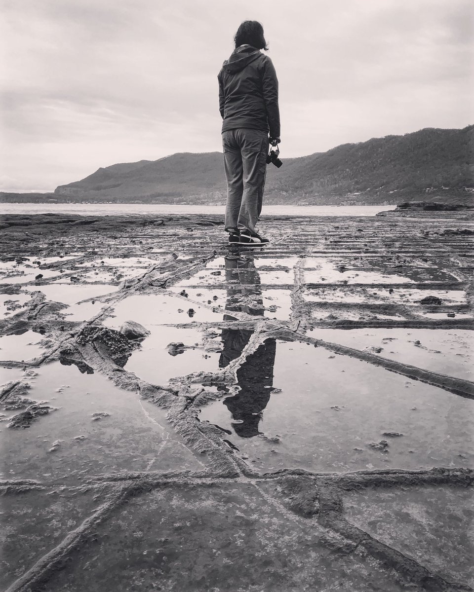 gigglesyee's tweet photo. Cool geologic formations.
#saltwater #siltstone #geological #geologicalformations #travel #tesselatedpavement #eaglehawkneck #tasmania #exploreOz #adventures #australia #oz #downunder #exploreaustralia #blackandwhitephotography ๐ท: Erica Gomes https://t.co/0PpTjQrCnO