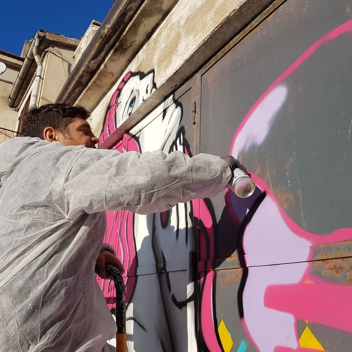 effimerafest's tweet photo. Join @La180streetart for some #workshops! #effimerafest #streetart #festival #calabria #italy #borghiditalia #comunedicanna #borghiautentici #la180 @BorghiAutentici
#borghiditaliadavisitare #urbanart #italia #streetarteverywhere #spraycan #mural #streetartofficial #montanacans https://t.co/Kdc7XifIel