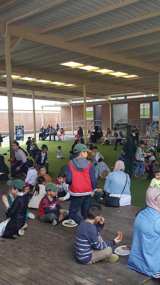 2 Calm had a fabulous Multicultural Day! We learnt about our national flags, performed with 1 Brave &amp; enjoyed lots of delicious food with our families &amp; friends. <a href="/PsCondell/">CondellParkPS</a> <a href="/MissBoustead/">Miss Boustead</a> 🇦🇺 🍝 🍕
