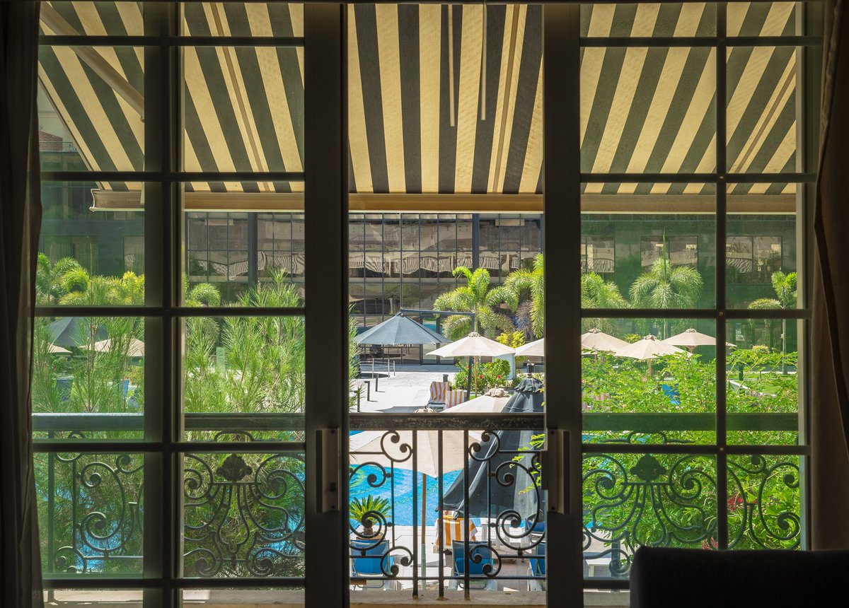 RenCairo's tweet photo. Our #RenViews? We'd say they were pretty picture-perfect. https://t.co/6ACHbd2oqe