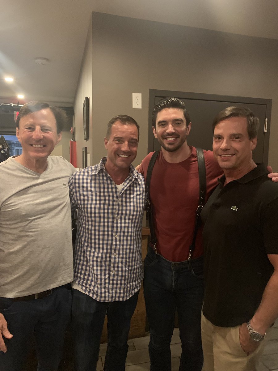 allenware01's tweet photo. @SteveGrandMusic what a great show 😀 https://t.co/eSs7Oj5SU4