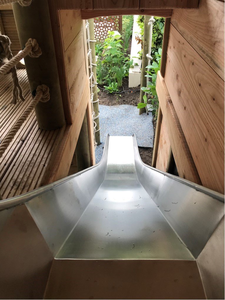 SteelLineSheff's tweet photo. Another excellent project to be part of! Fantastic woodwork by @BuildHuubie with the inclusion of one of our stainless steel slides, another happy customer and more working relationships made. https://t.co/VjJsbBo08y