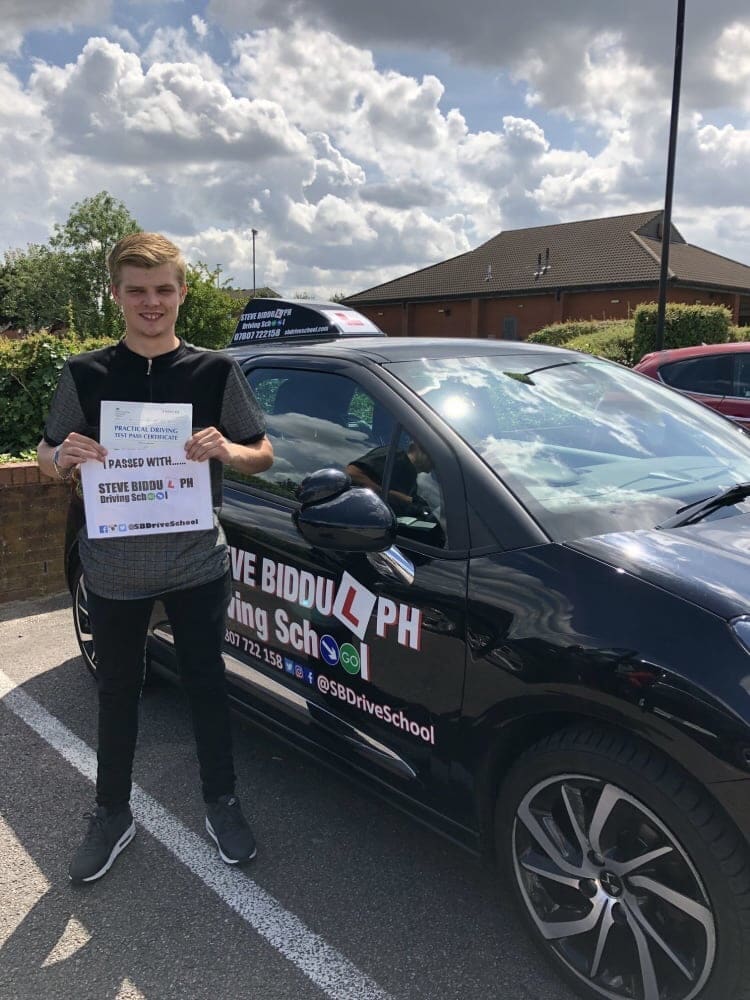 SBDriveSchool's tweet photo. Mega congratulations to Will who has just PASSED his practical car 🚗 driving test FIRST TIME from one of our INTENSIVE DRIVING COURSES. Impressive drive Will and chuffed to bits for you as you have worked so hard for this! 🚘 enjoy plenty of safe miles &amp; see you out on the roads https://t.co/aGw2DTpiJw