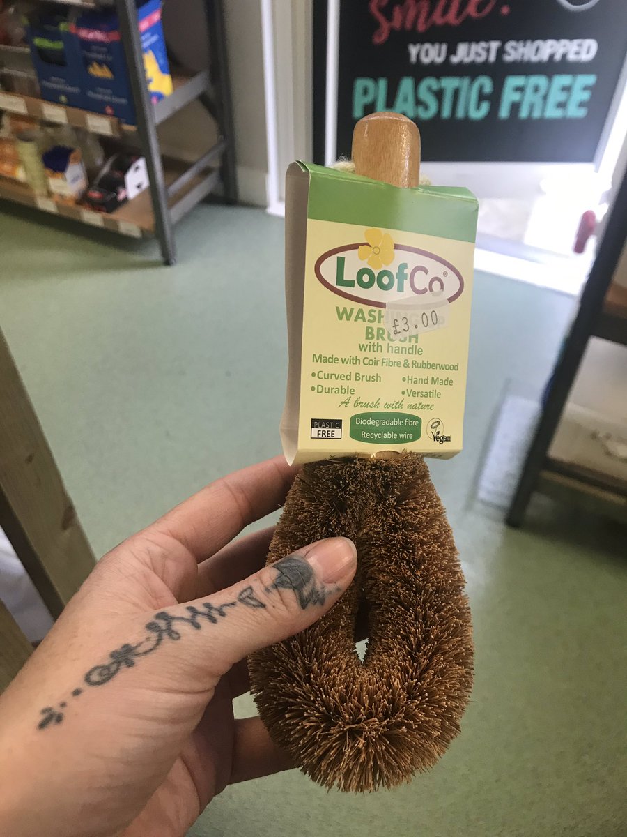trawdenshop's tweet photo. Eco Product Review

LoofCo Washing Brush

‘I was really surprised with this product. Other Eco loofah products don’t seem to lather well, this is different. It retains the washing up liquid and lathers well. It washes dishes and cookware well and is very good on stuck on food https://t.co/FdLpM3b3q5