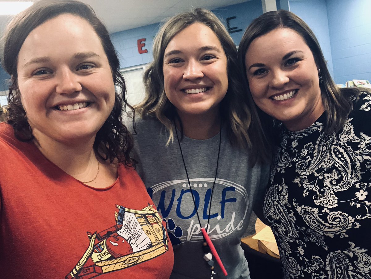 misststanley's tweet photo. #ceswolfpride starting back with our awesome team! 😍 https://t.co/d8adENCo3X