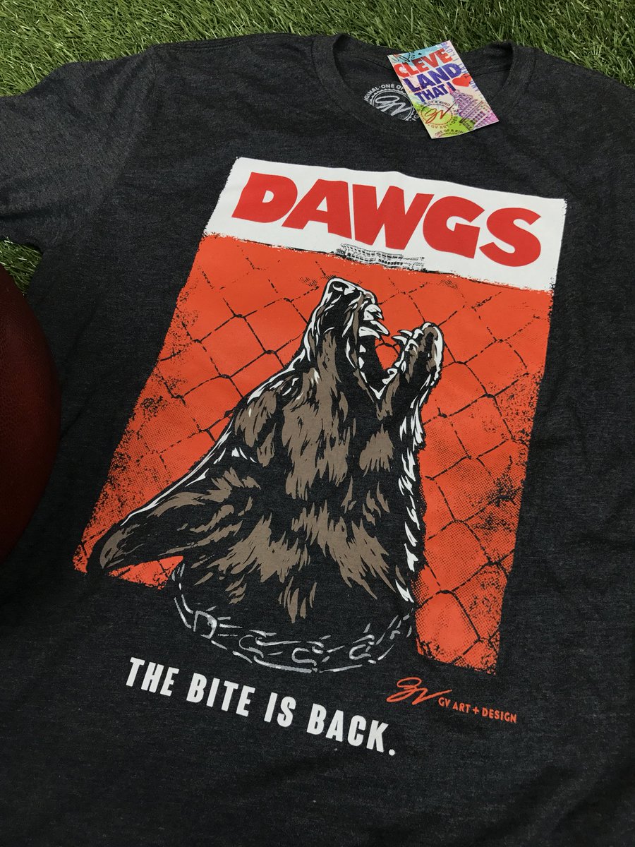 GVartwork's tweet photo. Mood this morning waking up knowing Football kicks off tonight!! 

More Dawgs shirts just arrived this morning! 

Let’s do a giveaway to get you even more fired up! RT and follow us for a chance to win a $30 GV gift card!  

And stay tuned for our newest drop at 11 am today! 👀 https://t.co/4fGC1r1Jrm