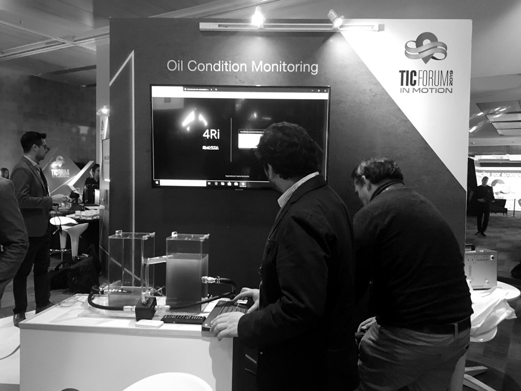 4RIndustrial's tweet photo. @4RIndustrial y @LogicalisLATAM juntos en #Ticf2019 presentando nuestra solución para el monitoreo de condiciones 4.0 #i40 #cuartarevolucion https://t.co/sPxPIdjezb