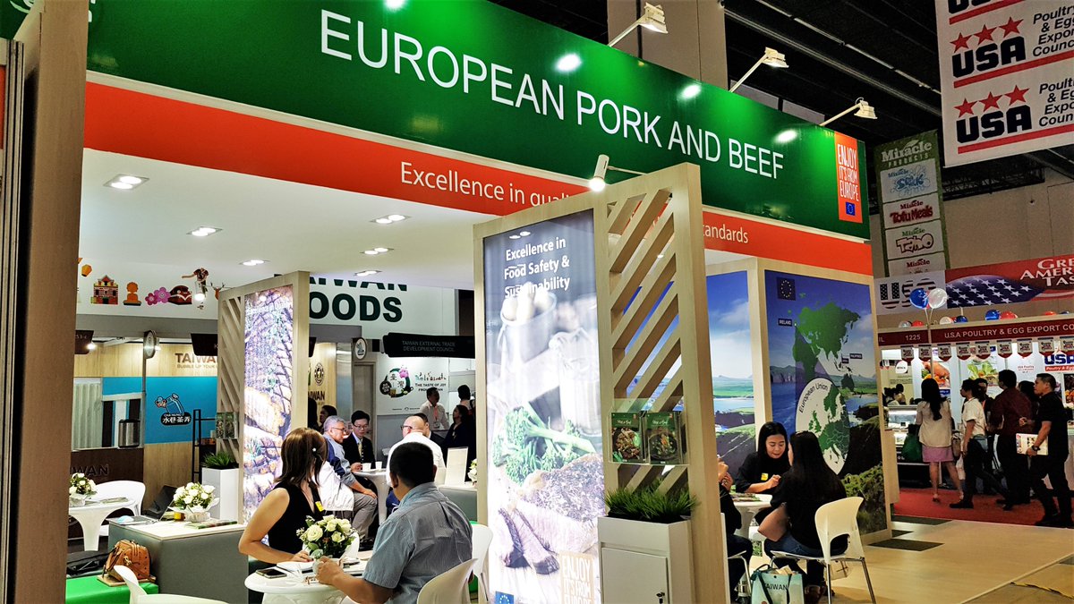 KJiuzhai's tweet photo. Ireland is the 2nd biggest supplier of beef to the Philippines. Lots of interest to expand business as well as first time buyers of pork&beef @Bordbia stand #WOFEX Manila over past 2 days. High quality product, production & processing standards highly respected #EUPorkandBeef https://t.co/FsvU1wABLF