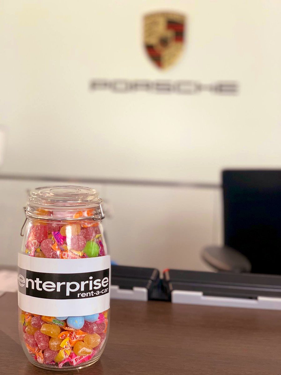 NicoleJErac's tweet photo. Marketing Wednesdayβs in U236 ππ» #U2Good2BeTrue #U2DreamTeam #U236 #GuessHowManySweets? https://t.co/AcGRlSx2lv