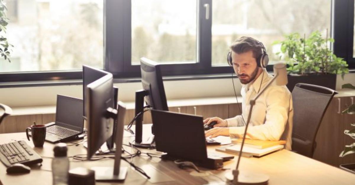 m3networks's tweet photo. There is a fine balance between a pushy IT Company and a Complacent one. Our experts can help with the right mix of managed IT services based on your requirement. Talk to us today! https://t.co/66xyVFfFFB 
#ITsupport #IT #managedservices #ITrequirement https://t.co/Lbk5w29nDD