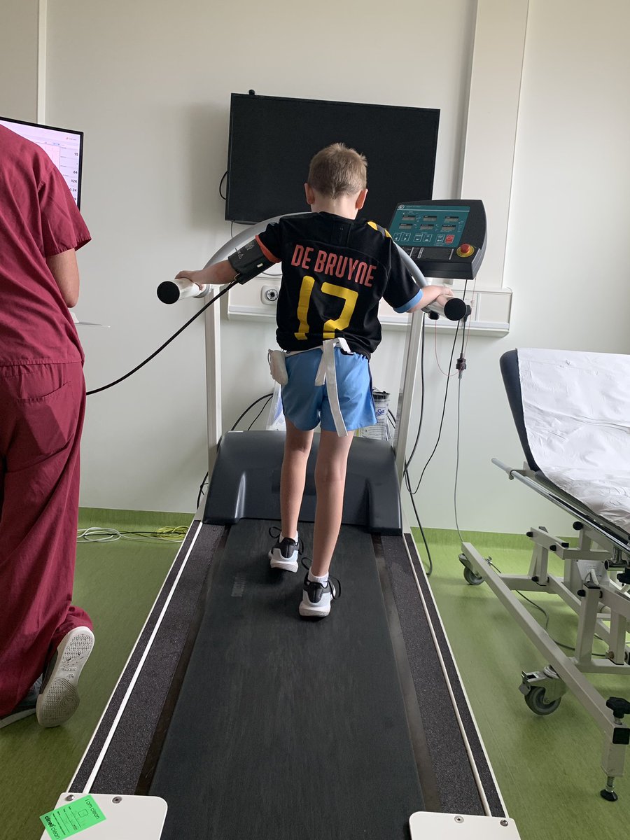 MiniZaba's tweet photo. @ManCity It’s deadline day and who is this mystery person having their medical 💙💙#hlhs #minizaba @AlderHey https://t.co/CezPtuoZ84