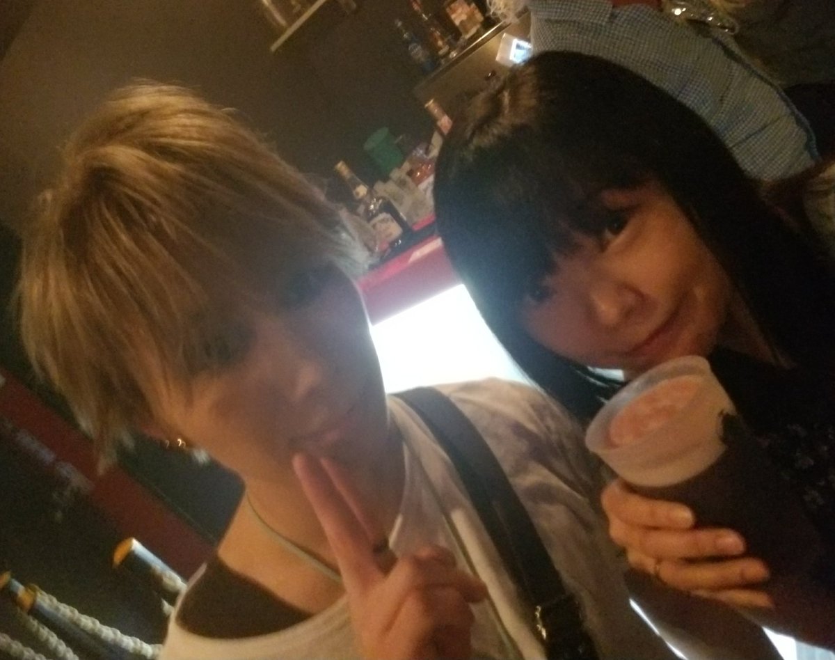 kazuminchu_098's tweet photo. 昨日は久々のOverse✨
楽しかった♪\( ˆoˆ )/♪
良次くん＆しまちゃん😊‼
しまちゃんは変身前と
変身後!!(^^)笑
お疲れ様でしたー(´∀`)🌟 https://t.co/xDFmnI5qLX