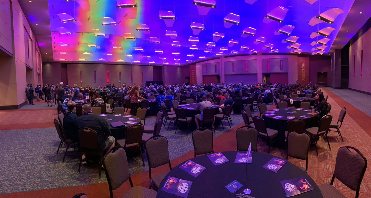 CharlotteWashh's tweet photo. Washh is here and we are ready! #hugeconvention #hugeconvention2019 #pressurewashing https://t.co/bctfehwGsW