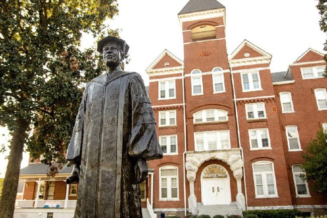Morehouse College Launches Student Success Program As Strategy To Improve National Student Loan Debt Crisis bit.ly/2YU08rk