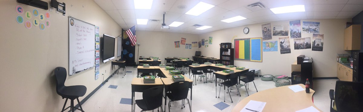 MsDeacon2's tweet photo. Ready for the new year😍 @WoodmontCharter @RCaldwell_CSUSA @JCrtwood https://t.co/KP7R9zxG2I
