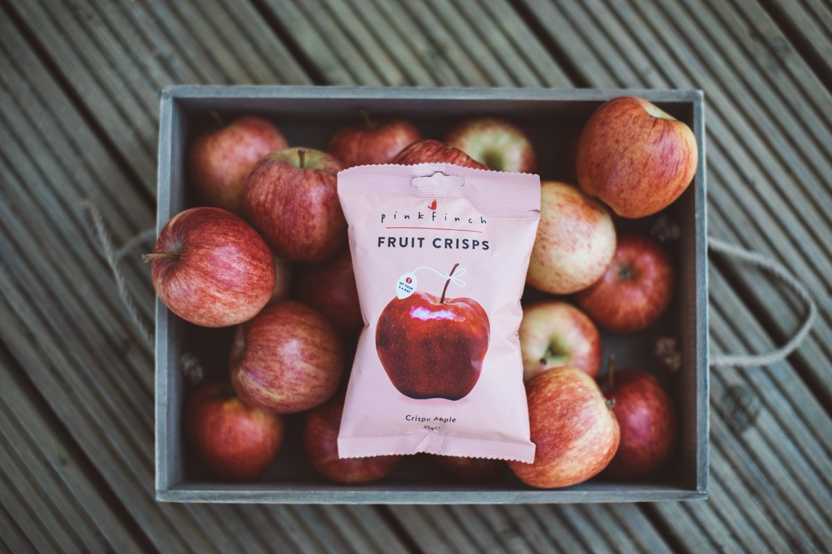 Food_NI's tweet photo. #Pinkfinch's yummy fruit & vegetable crisps will now be available in the upmarket German department store @galeriakaufhof ๐
Well Done Food Stories for bringing a taste of N.I. all the way to Germany ๐
https://t.co/mOpVXMNhkT
#TasteTheGreatness @foodstoriesni https://t.co/XySE3iFop3