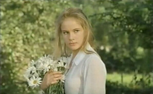 CineRedis's tweet photo. “To date, 2019 has hardly been a vintage year for cinema reissues... It comes as something of a relief, therefore, to see Robert Bresson's first colour feature, Une Femme Douce (1969) mark its 50th anniversary w/ handsome revival c/o #Cineredis festival“ https://t.co/Stxxb0u2fe https://t.co/JeU7Pk38ml