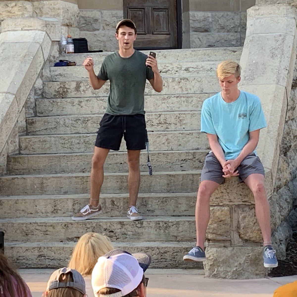 freddyjay1972's tweet photo. This is #GenHope & #HopeCarriers. HUB Students from every @valleycreek campus gathered on the #DentonSquare to put the hope of Jesus on display. #HopeCarrriers=Saying yes to Jesus for yourself and going first showing everyone the hope Jesus is giving you! So proud of u guys! https://t.co/BcUdmQddyz