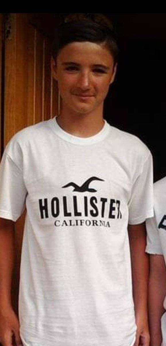 TheRealSeshMoth's tweet photo. Hide your gfs https://t.co/J224pTuIUz