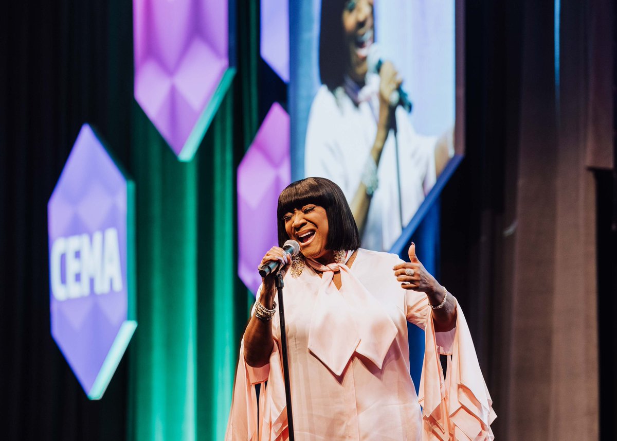 meetPHL's tweet image. #TBT to @CEMAonline's #CEMASummit in Las Vegas, when @discoverPHL wowed the crowd of #EventExecs and #EventProfs with a special guest appearance (and performance) by @MsPattiPatti. Read more ➡ bit.ly/2MQijrH

Photo by @TwoDudesPhoto
