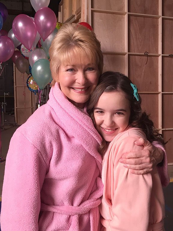 Dee_Wallace's tweet image. Happy Birthday @aubreykmiller 🎉❤️
#JustAddMagic
