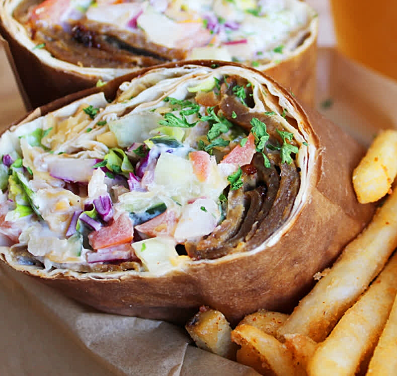 spitztruckla's tweet photo. All up in your face.
.
#spitz #spitztruck #spitzfoodtruck #spitzmediterranean #foodtruck #foodtrucksla #losangeleseats #foodiesla #foodtrucks #mediterraneanfood #fries #foodie #yum #eats #doner #kebab #hangoverfood #cheatmeal #cheatday #eats #seriouseats #getinmybellya https://t.co/v6rndvv55A