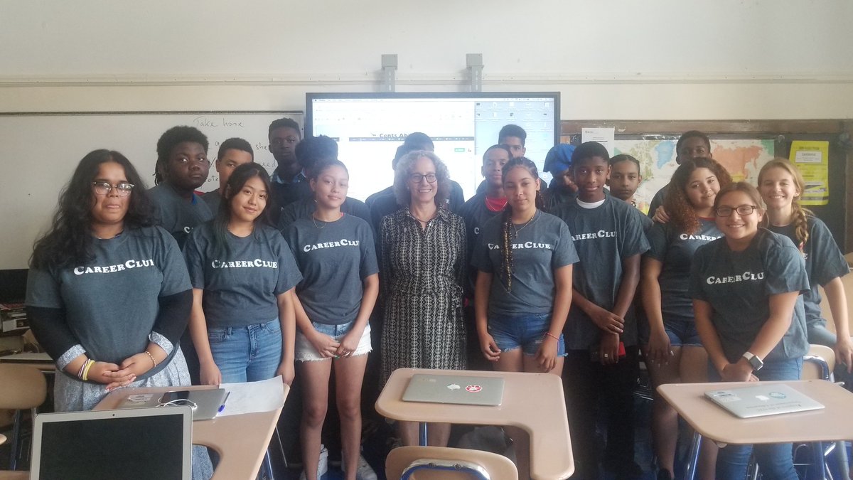 JohnLendof's tweet photo. Thank you #FinancialLiteracy for teaching us about how banks work and credit score and all that, it was really useful information for the future. #CareerClue #StartupLearning https://t.co/CqbHNJvXuw