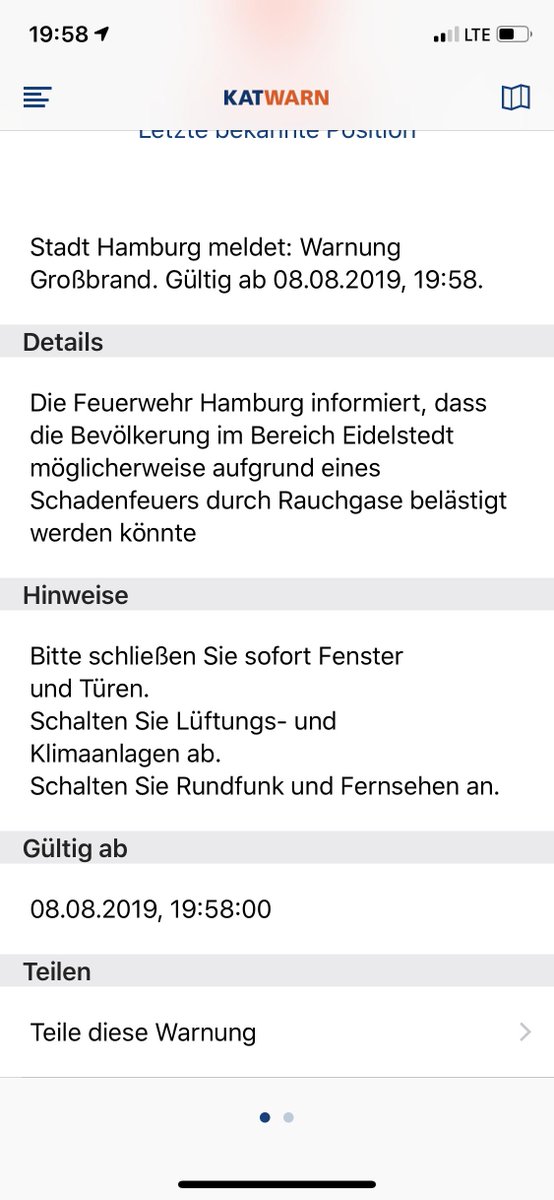 FeuerwehrHH's tweet photo. 🔴AKTUELL #FEU4Y #Hamburg #Eidelstedt
#KatWarn wurde aufgrund der starken Rauchentwicklung in der Warnfläche vergrößert.
⚠️ Fenster und Türen zu ! ⚠️
#EinsatzfuerHamburg https://t.co/ZW1dJ3vPEq
