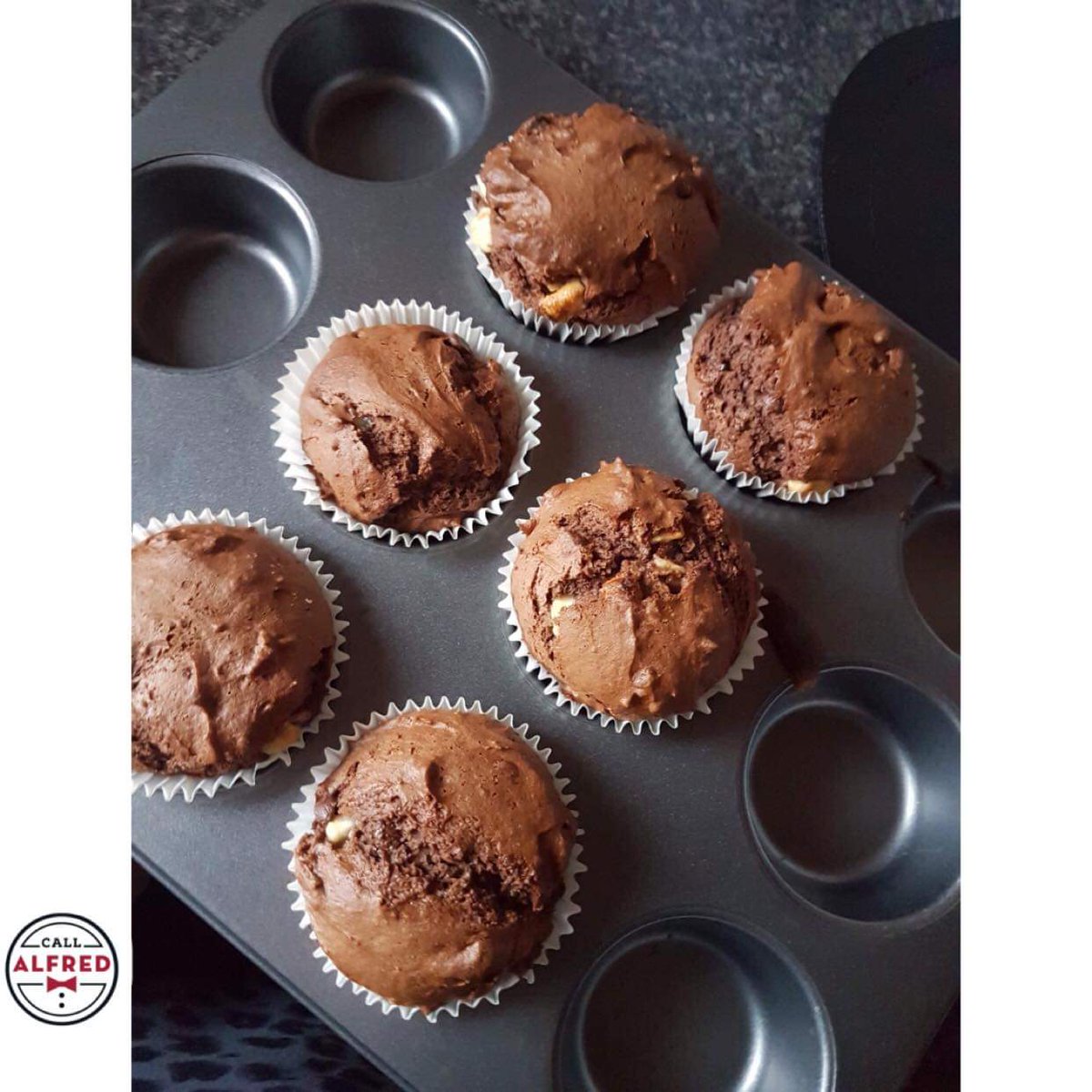 CallAlfred's tweet image. Our woman of many talents, Arlene, kick-starts Coffee Morning for the residents with her delicious home-made cakes!

The monthly coffee morning provides the opportunity for residents to be made aware of and discuss any issues, concerns and the ongoing service we supply.