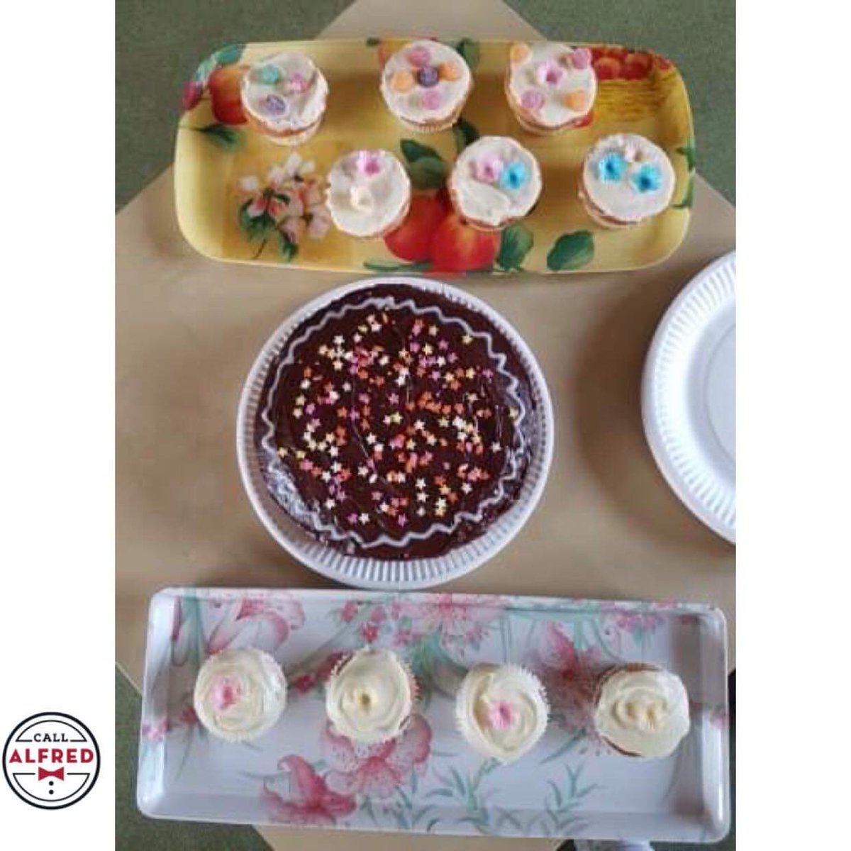CallAlfred's tweet image. Our woman of many talents, Arlene, kick-starts Coffee Morning for the residents with her delicious home-made cakes!

The monthly coffee morning provides the opportunity for residents to be made aware of and discuss any issues, concerns and the ongoing service we supply.