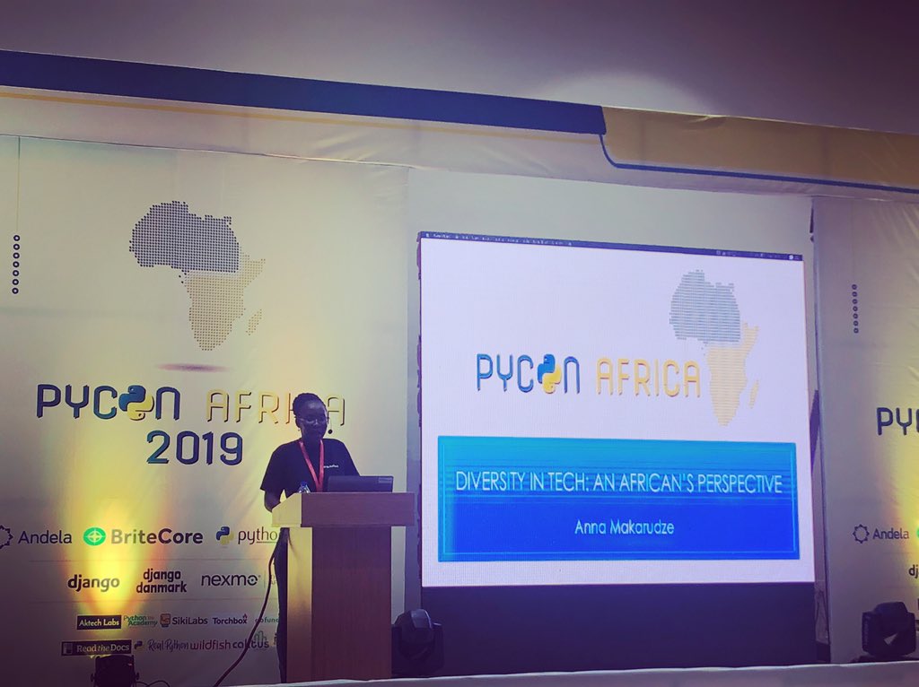 loooorenanicole's tweet image. How exciting to see @amakarudze, Vice-Predident if the #DjangoSoftwareFoundation, close out day one of @pyconafrica! #PyConAfrica 👏🏿👏🏾👏🏽👏🏿🎉🎉🎉🎉