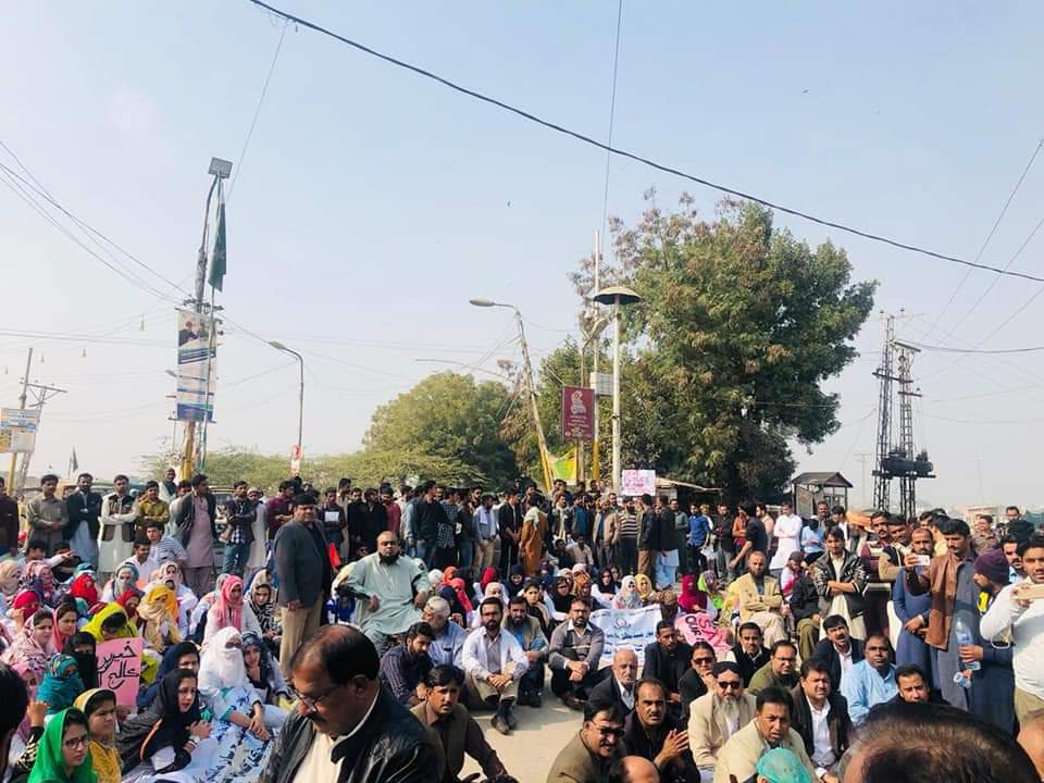 PreetyMakhija's tweet photo. #WeWantPMDCRegistration
#SaveKhairpurMedicalCollege
#Save500KMCStudents
@ImranIsmailPTI
@ImranKhanPTI
@AyazLatifPalijo
@geonews_urdu
@ARYNEWSOFFICIAL
@SAMAATV
@AbbTakk
@BOLNETWORK
@24NewsHD
@CM_Sindh https://t.co/tmFHk6upZD https://t.co/JqsAgLwtCx https://t.co/5vLtRJMaSV