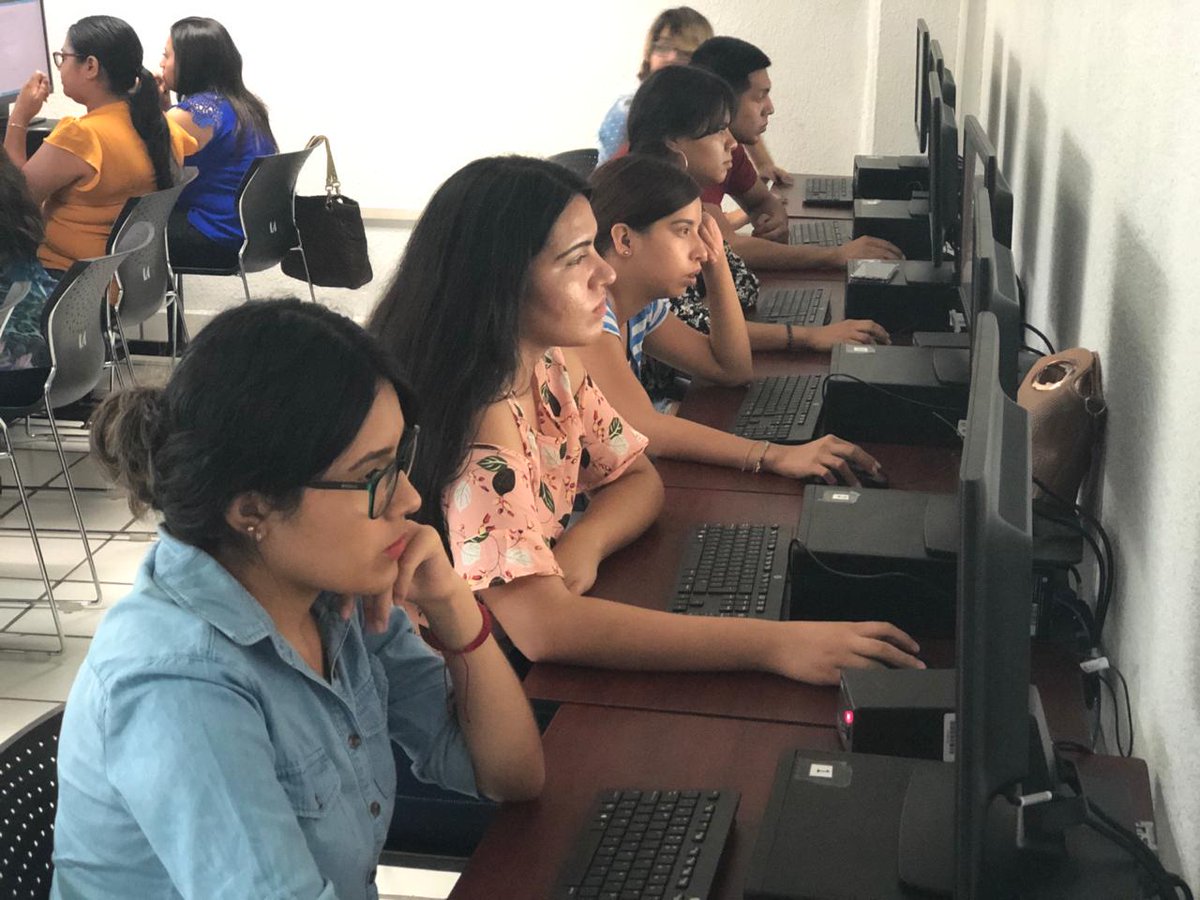 UTnortecoahuila's tweet photo. Alumnos que están próximos a egresar del nivel de T.S.U. en #DNAM presentaron la tarde del 7 de Agosto el examen de admisión para la continuidad de su carrera en la Licenciatura en Innovación de Negocios y Mercadotecnia.
¡Suerte correcaminos! #LINM #EnMovimiento https://t.co/KjugViqwcF