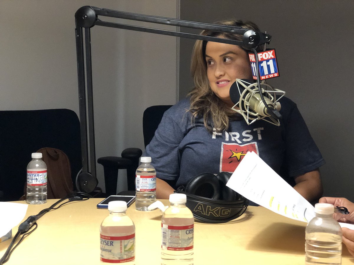 DevineNews's tweet photo. PODCAST UP NOW!
#FirstStar is opening the door to #college for kids in #fostercare and changing the odds!

Loving having a #podcast where I only share uplifting people making a difference in OUR community! 🎓🏆🙌 #FirstStarAcademies #FirstStarAcademy @FirstStar  #Fox11News https://t.co/DwJRjF7rB3