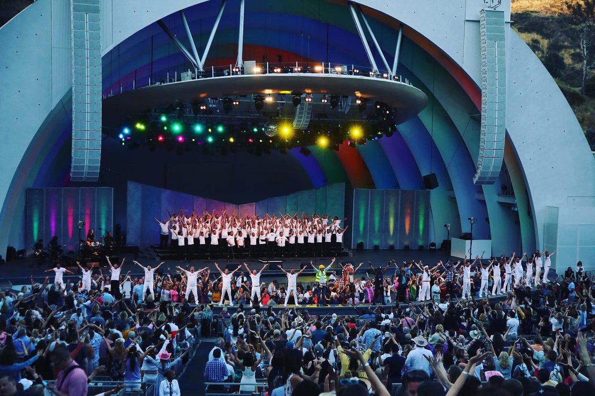 MenAliveChorus's tweet photo. Flashback to our June 30 appearance on stage at the world famous @hollywoodbowl as the opening act for #ABBAtheConcert. We will forever remember 17000 fans singing and dancing with us during #YMCA! #tbt
(📷 by © Randall Michelson Photography) https://t.co/fSnONZRInq